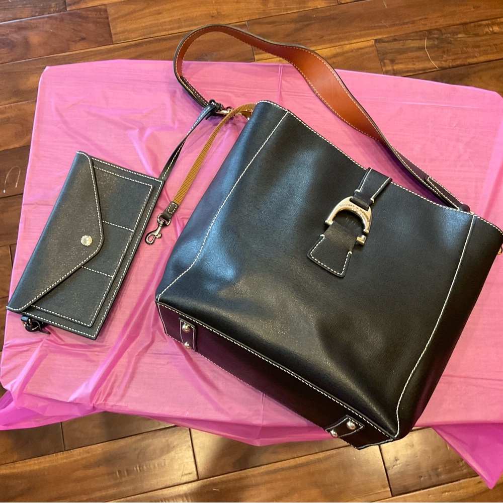 Dooney and Bourke Black Leather Tote Bag with Wallet